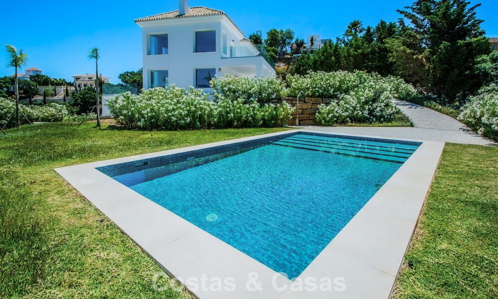 Spacious villa with a modern Mediterranean style for sale east of Marbella centre 779862