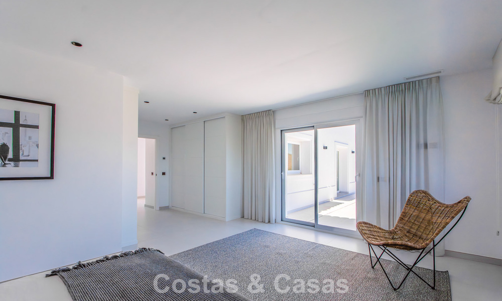 Spacious villa with a modern Mediterranean style for sale east of Marbella centre 779866