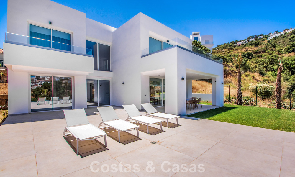Modern and ready to move in new build villa for sale east of Marbella centre 779715