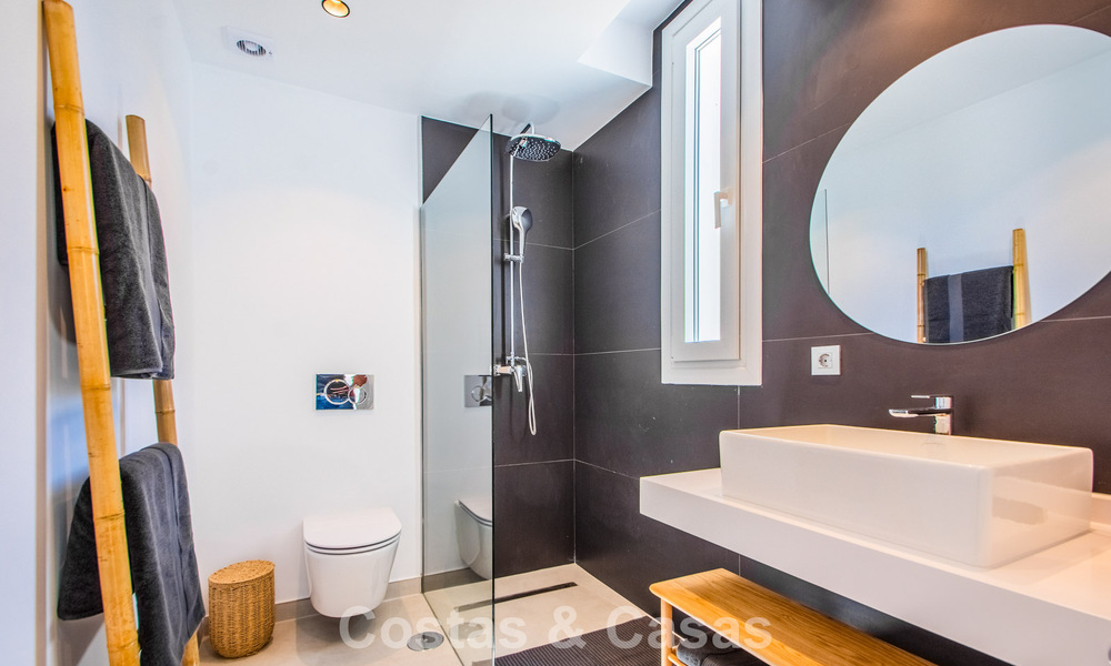 Modern and ready to move in new build villa for sale east of Marbella centre 779728