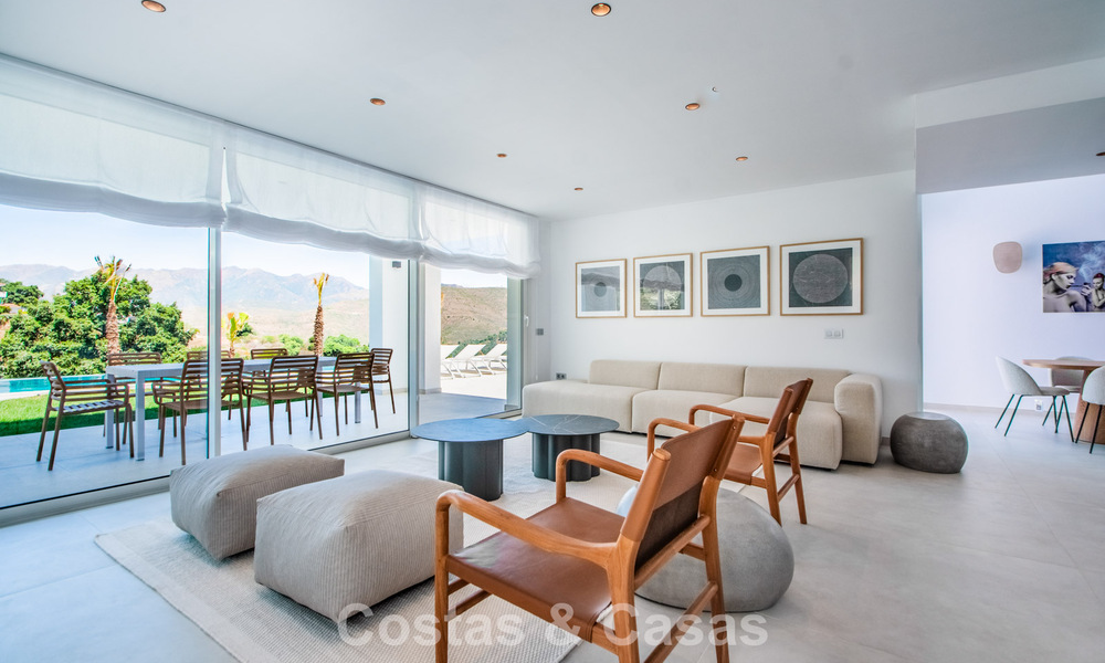 Modern and ready to move in new build villa for sale east of Marbella centre 779736