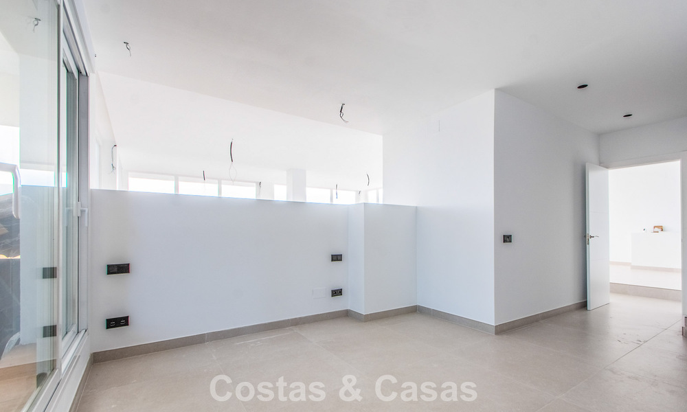 3-bedroom apartment with breathtaking views for sale in the hills east of Marbella centre 779760