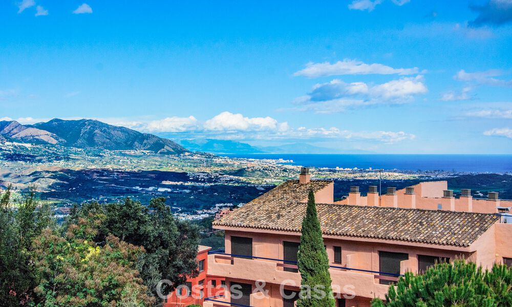 3-bedroom apartment with breathtaking views for sale in the hills east of Marbella centre 779768