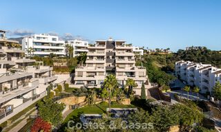 Contemporary apartment with panoramic golf and sea views for sale in Marbella - Benahavis 779780 