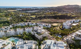 Contemporary apartment with panoramic golf and sea views for sale in Marbella - Benahavis 779782 