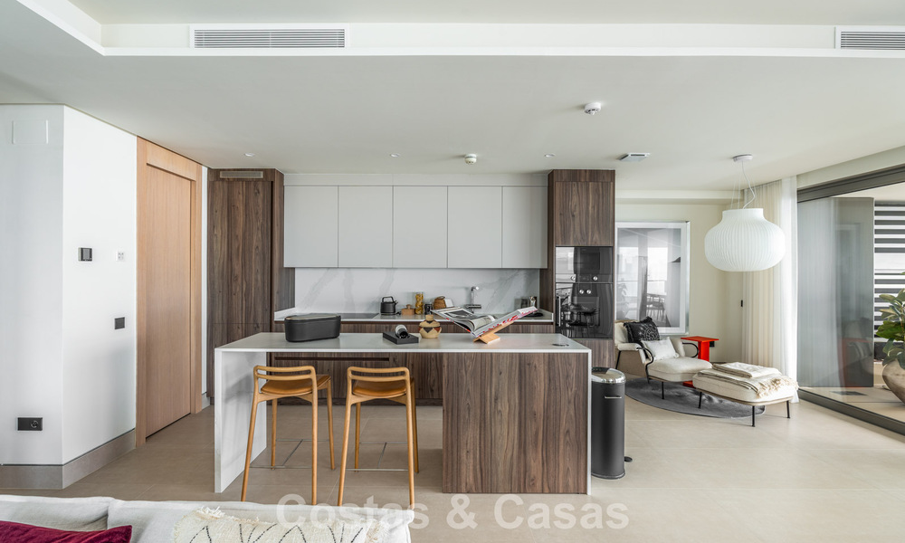 Exclusive, modern apartment with panoramic sea views for sale, directly on the beach promenade in Malaga city 779891