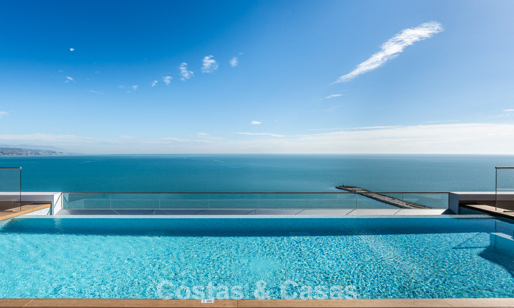 Exclusive, modern apartment with panoramic sea views for sale, directly on the beach promenade in Malaga city 779903
