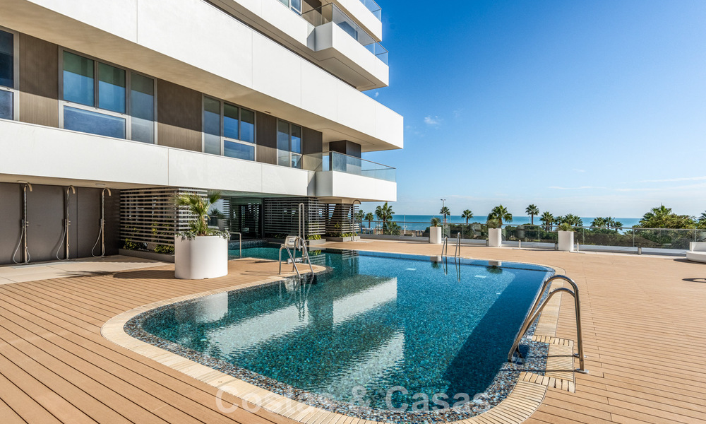 Exclusive, modern apartment with panoramic sea views for sale, directly on the beach promenade in Malaga city 779905