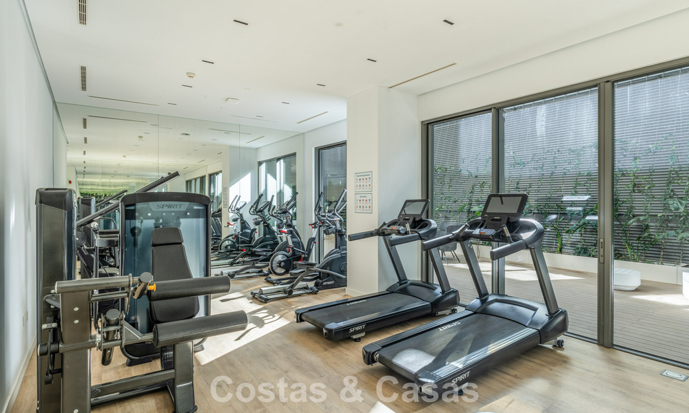 Exclusive, modern apartment with panoramic sea views for sale, directly on the beach promenade in Malaga city 779911