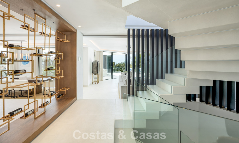Avant-garde designer villa with panoramic sea views for sale in a gated community in Benahavis - Marbella 780001