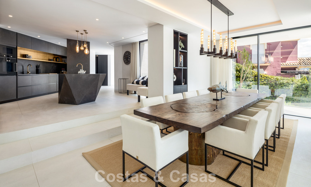 Avant-garde designer villa with panoramic sea views for sale in a gated community in Benahavis - Marbella 780006
