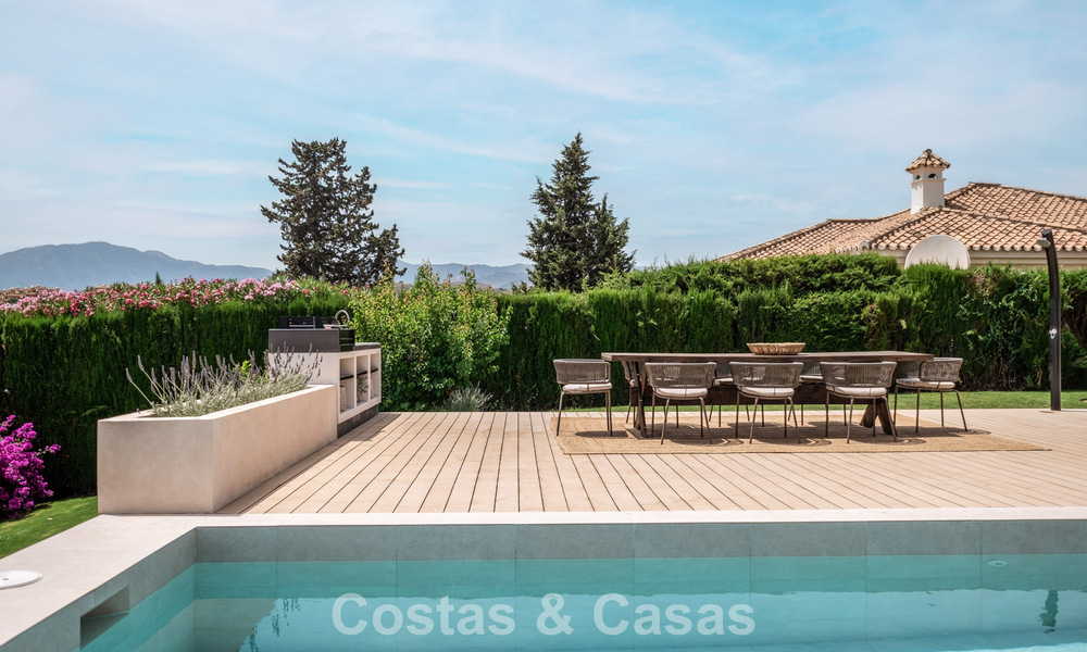 Move-in ready luxury villa with Ibizan style for sale in a highly sought after urbanisation of Benahavis - Marbella 780029