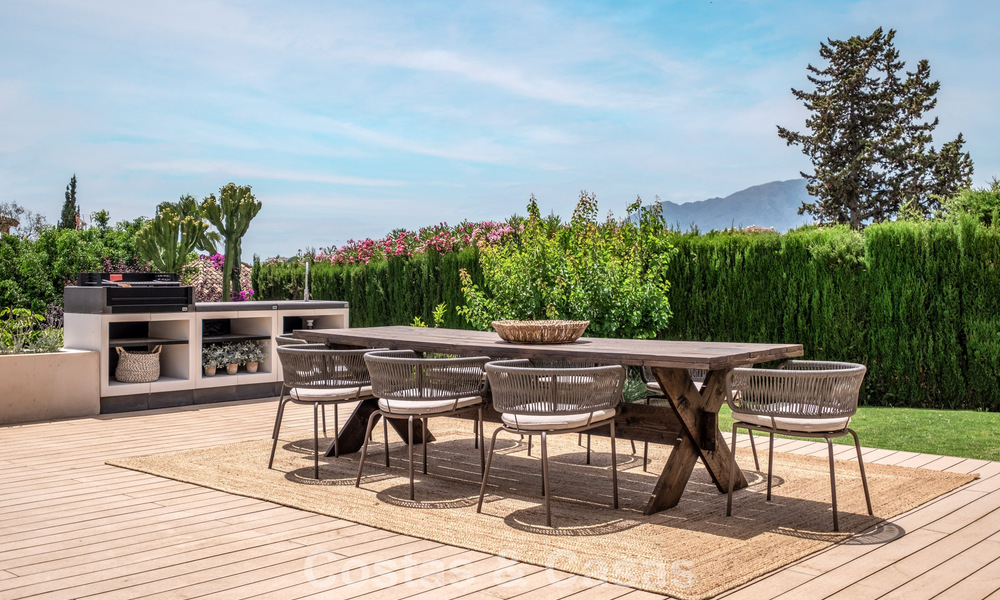 Move-in ready luxury villa with Ibizan style for sale in a highly sought after urbanisation of Benahavis - Marbella 780031