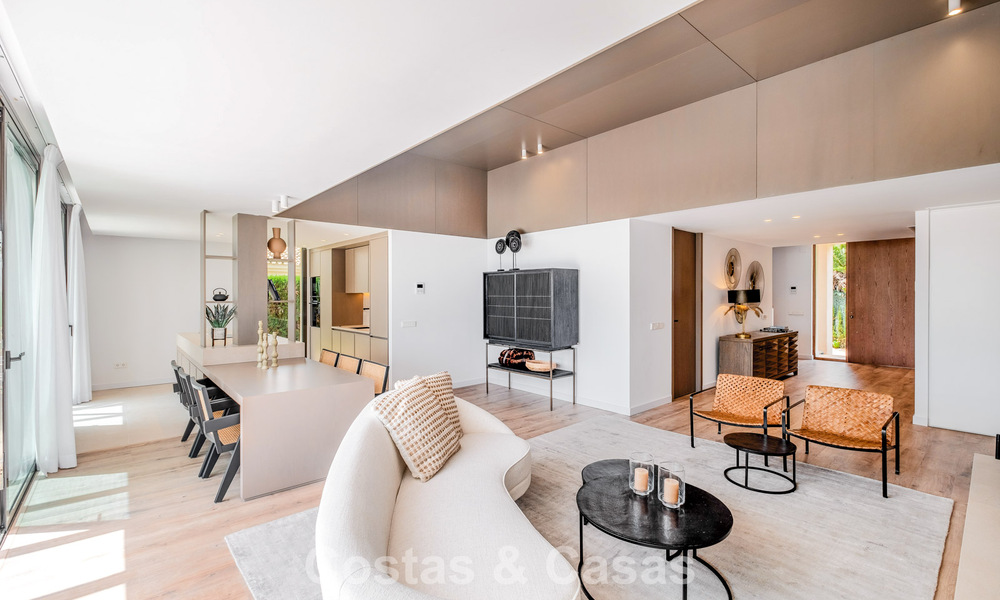 Move-in ready luxury villa with Ibizan style for sale in a highly sought after urbanisation of Benahavis - Marbella 780038