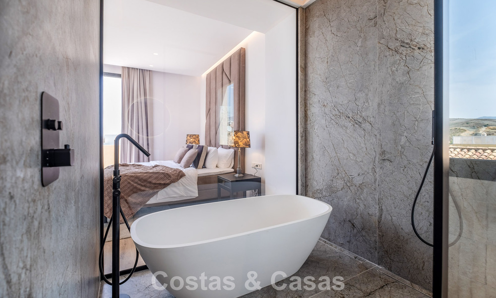 Move-in ready luxury villa with Ibizan style for sale in a highly sought after urbanisation of Benahavis - Marbella 780051