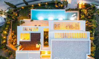 High-end luxury villa with panoramic views for sale in a golf resort on the Golden Mile in Benahavis - Marbella 780115 