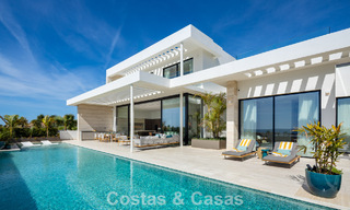 High-end luxury villa with panoramic views for sale in a golf resort on the Golden Mile in Benahavis - Marbella 780129 