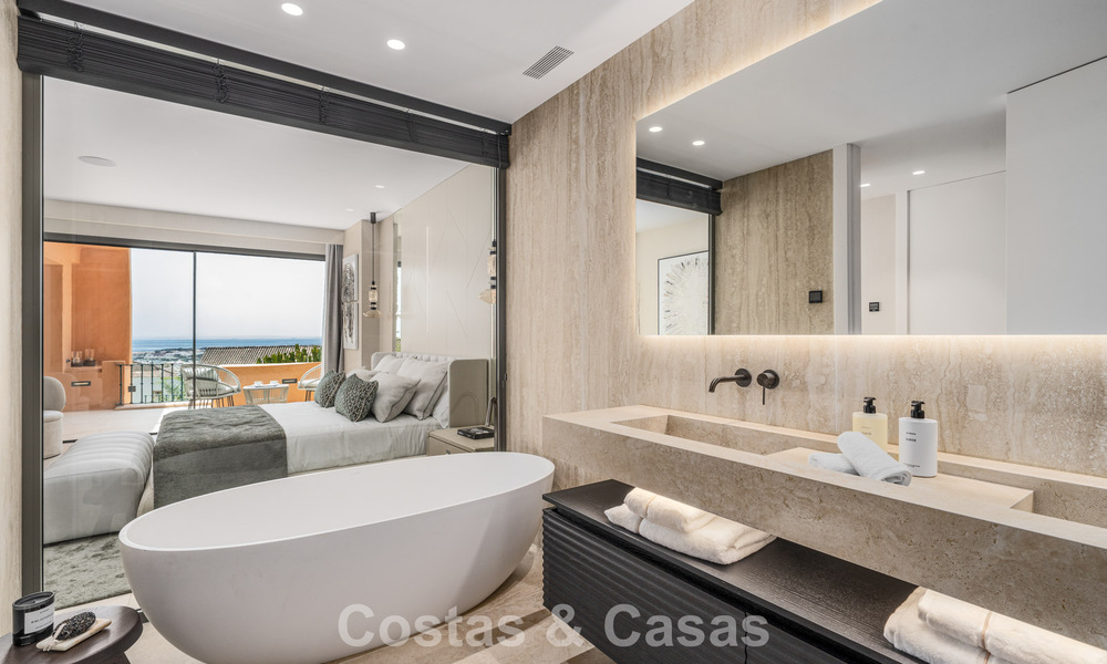 First class apartment with panoramic sea views for sale in Nueva Andalucia’s Golf Valley, Marbella 780283