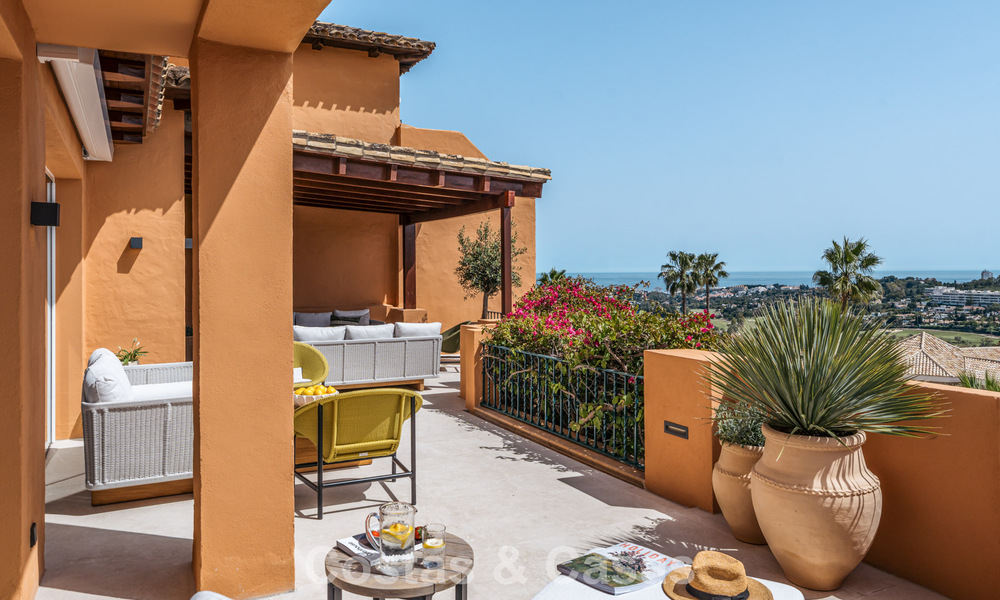 First class apartment with panoramic sea views for sale in Nueva Andalucia’s Golf Valley, Marbella 780291