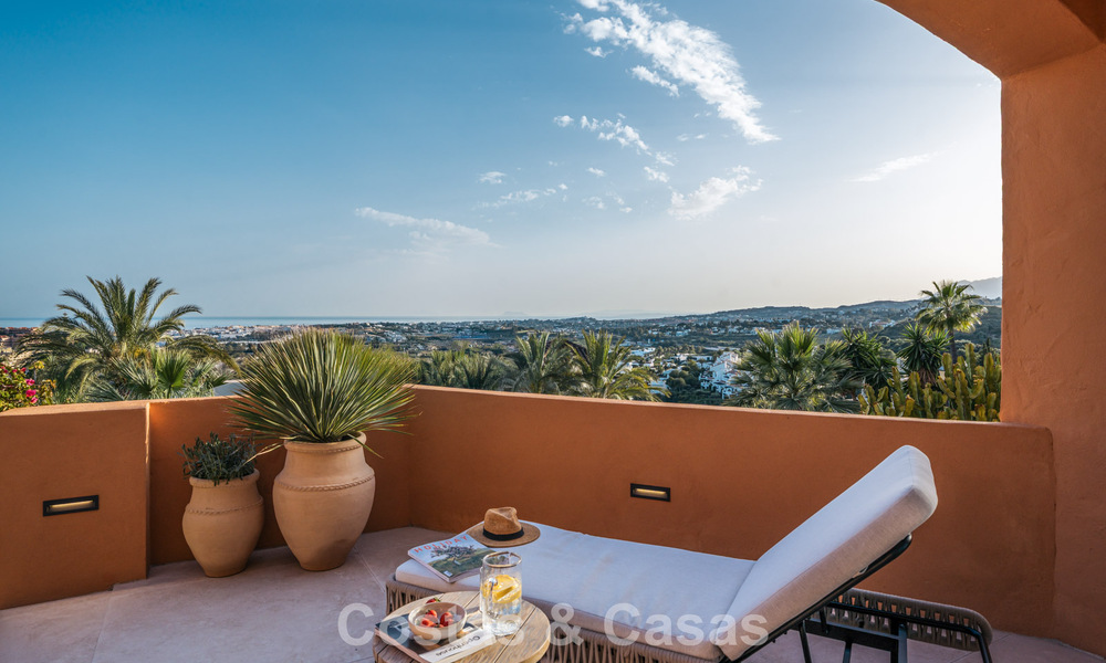 First class apartment with panoramic sea views for sale in Nueva Andalucia’s Golf Valley, Marbella 780295