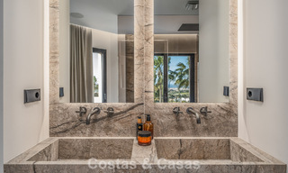 Move-in ready, modernist renovated townhouse for sale in a gated community in La Quinta, Benahavis - Marbella 780312 