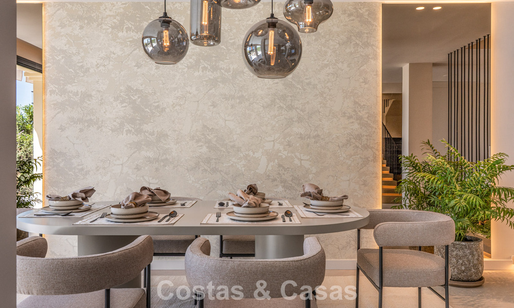 Move-in ready, modernist renovated townhouse for sale in a gated community in La Quinta, Benahavis - Marbella 780322