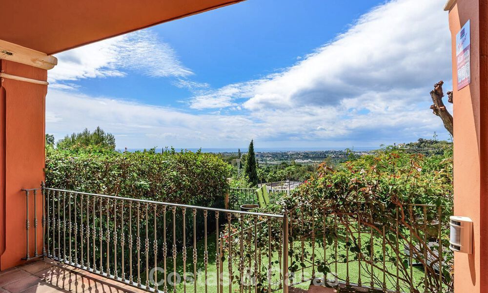 Spacious raised garden apartment with panoramic sea views for sale in Benahavis - Marbella 780220