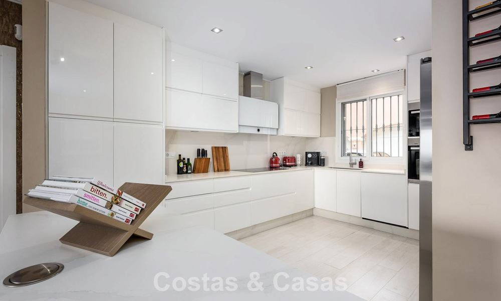 Spacious raised garden apartment with panoramic sea views for sale in Benahavis - Marbella 780230