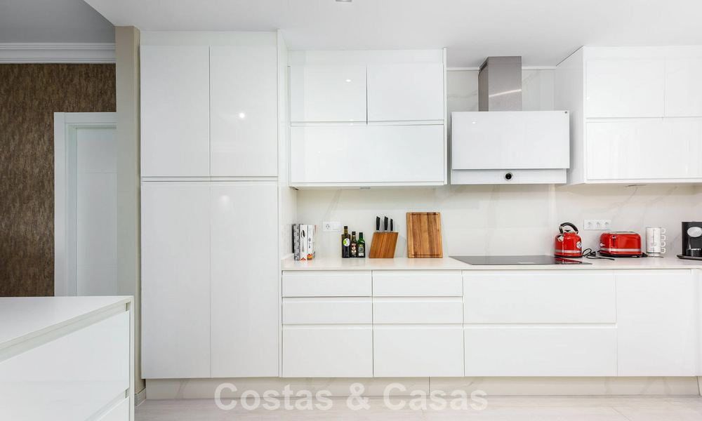 Spacious raised garden apartment with panoramic sea views for sale in Benahavis - Marbella 780232