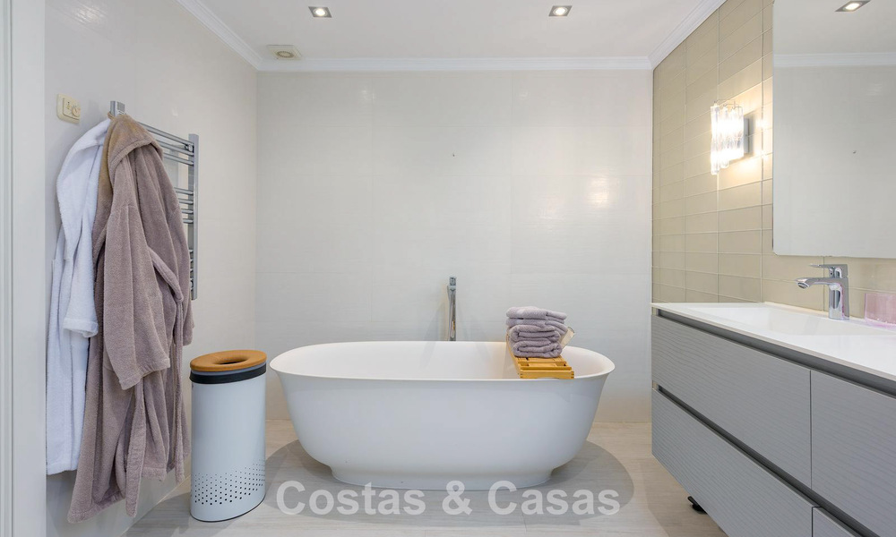 Spacious raised garden apartment with panoramic sea views for sale in Benahavis - Marbella 780237