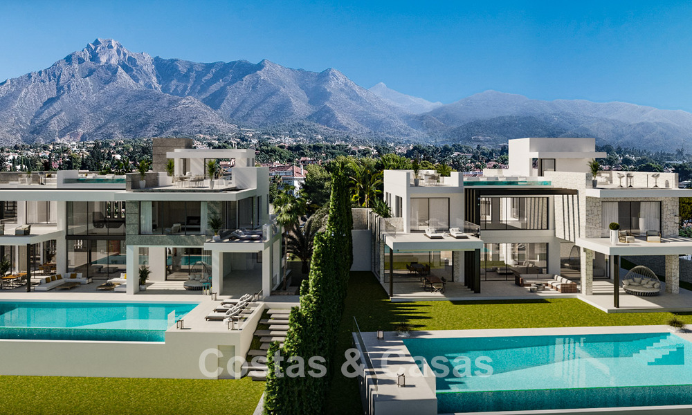 2 Sophisticated new build villas with sea views for sale close to all amenities on Marbella’s famous Golden Mile 780256