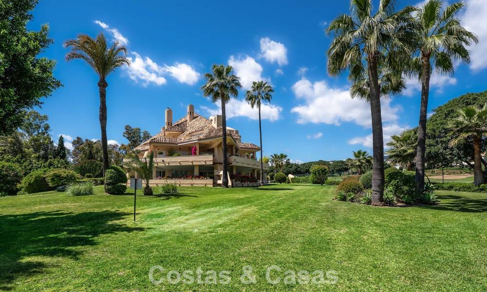 4 bedroom luxury apartment for sale in a prestigious gated complex, first line golf in Nueva Andalucia, Marbella 780339