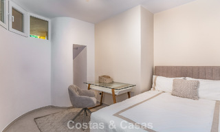 4 bedroom luxury apartment for sale in a prestigious gated complex, first line golf in Nueva Andalucia, Marbella 780345 