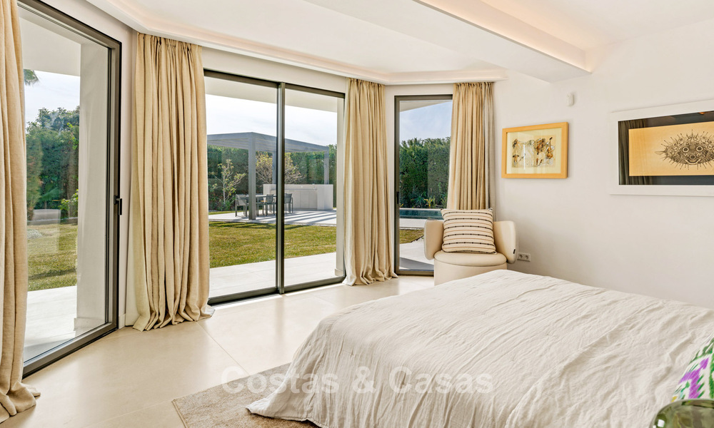 Contemporary Mediterranean villa with modern touches for sale on Marbella’s Golden Mile 780434