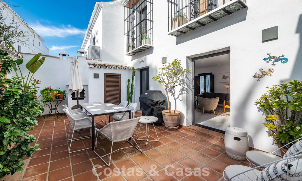 Charming corner townhouse for sale in an exclusive urbanization on Marbella’s Golden Mile 780494