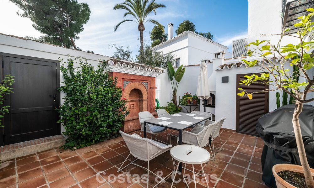 Charming corner townhouse for sale in an exclusive urbanization on Marbella’s Golden Mile 780495