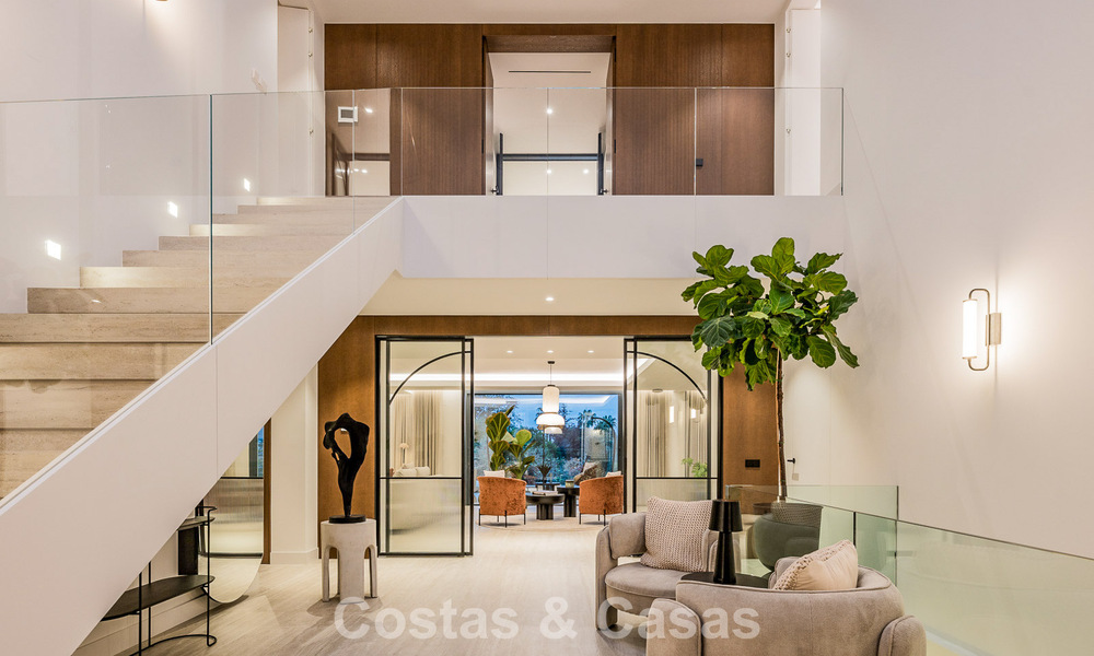 Brand new Mediterranean luxury villa for sale, close to amenities on the east side of Marbella 780511