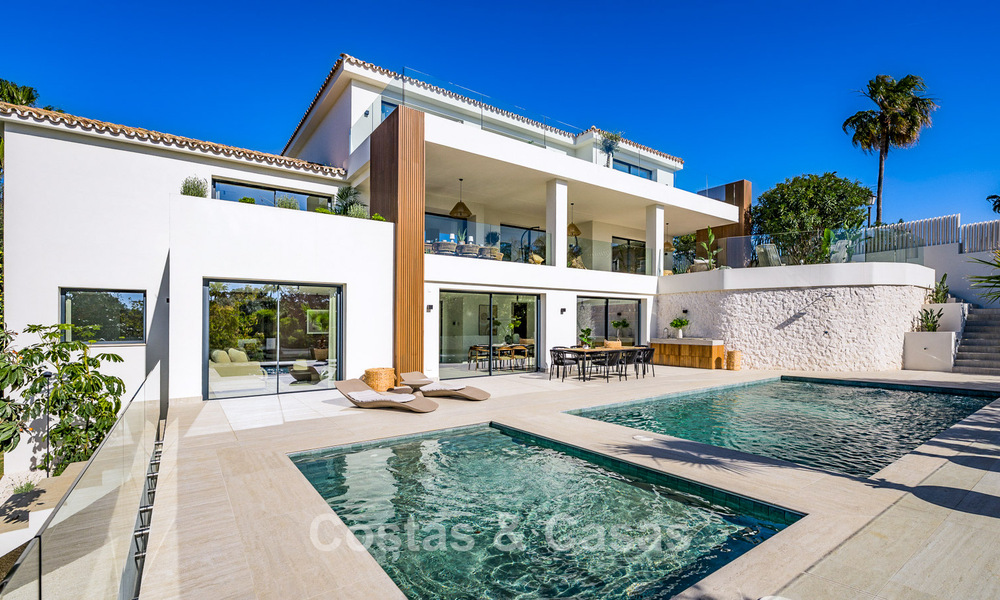Brand new Mediterranean luxury villa for sale, close to amenities on the east side of Marbella 780517