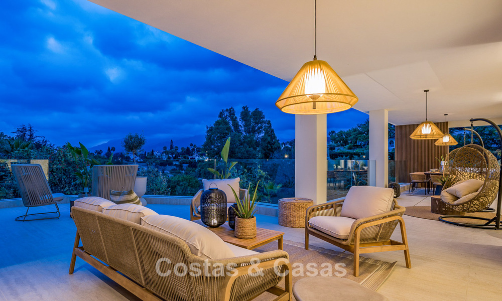 Brand new Mediterranean luxury villa for sale, close to amenities on the east side of Marbella 780534