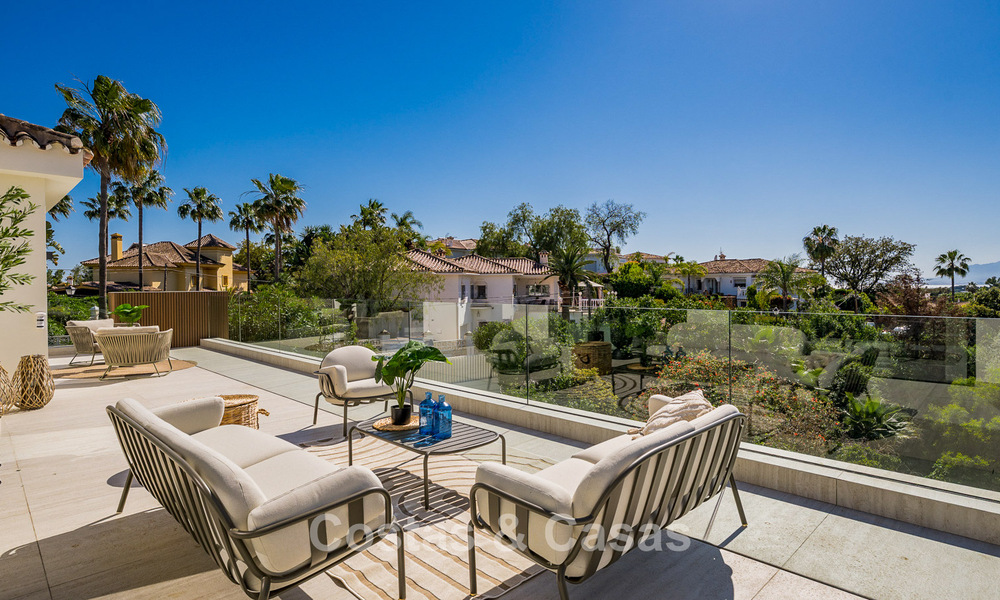 Brand new Mediterranean luxury villa for sale, close to amenities on the east side of Marbella 780535