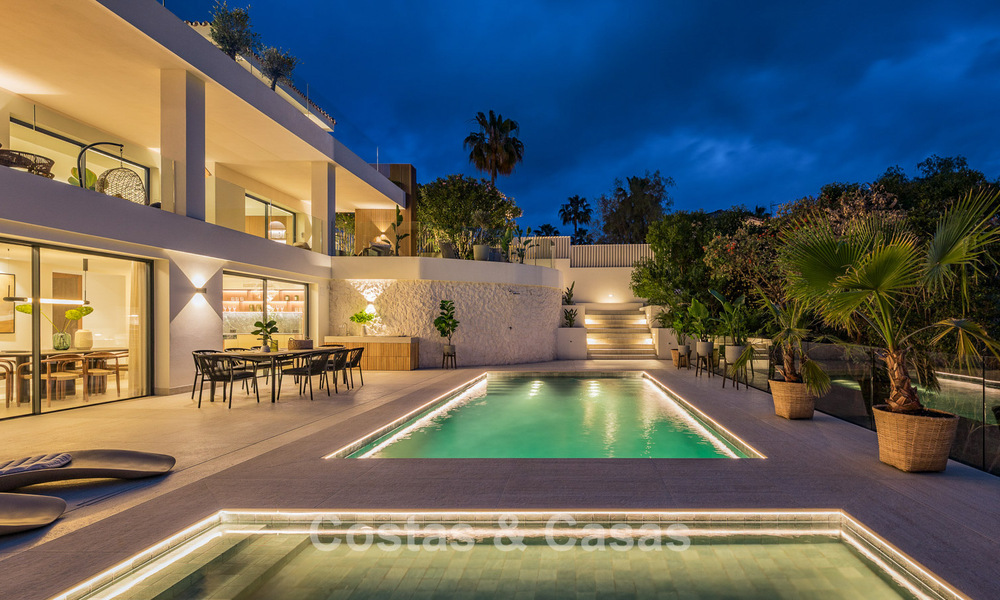 Brand new Mediterranean luxury villa for sale, close to amenities on the east side of Marbella 780536