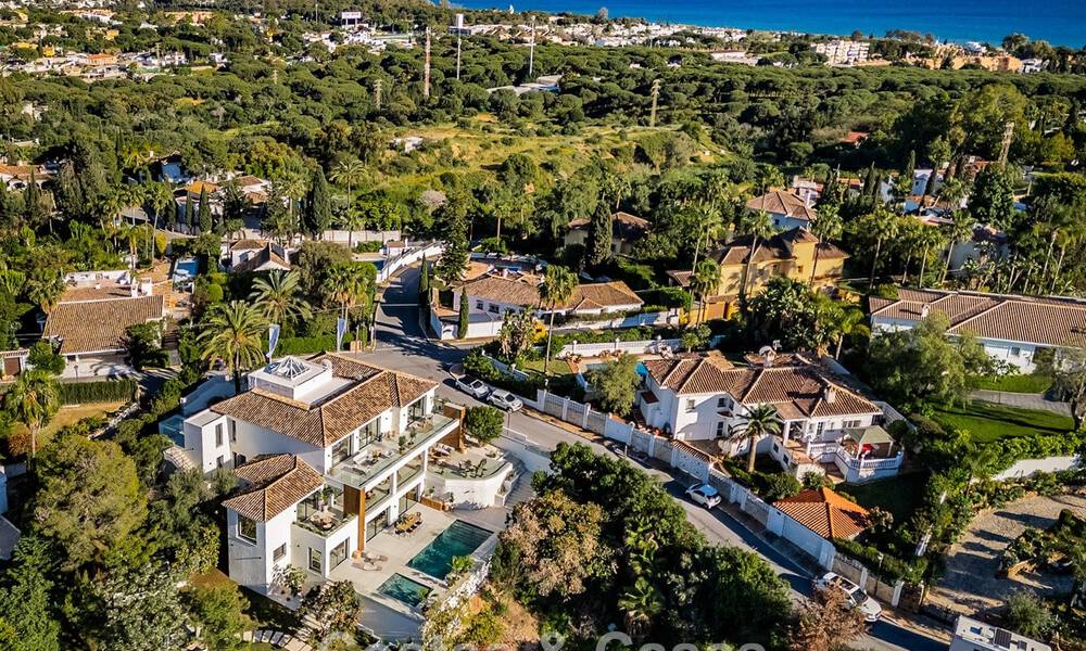 Brand new Mediterranean luxury villa for sale, close to amenities on the east side of Marbella 780547