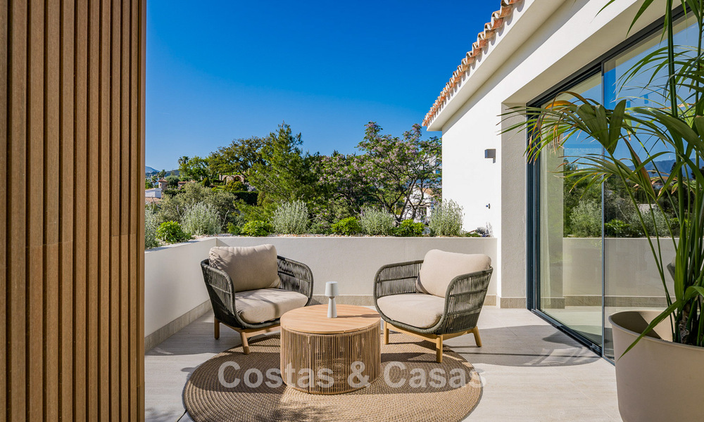 Brand new Mediterranean luxury villa for sale, close to amenities on the east side of Marbella 780550