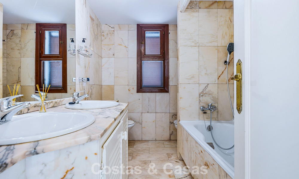 Townhouse for sale with sea views in a frontline beach complex close to Estepona centre 780555