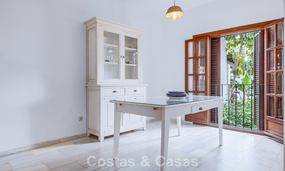 Townhouse for sale with sea views in a frontline beach complex close to Estepona centre 780561