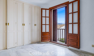 Townhouse for sale with sea views in a frontline beach complex close to Estepona centre 780566 