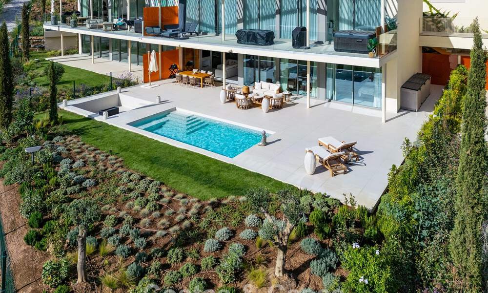 New luxury apartment for sale with large private garden and pool in a high-end lifestyle resort in Benalmadena, Costa del Sol 780580