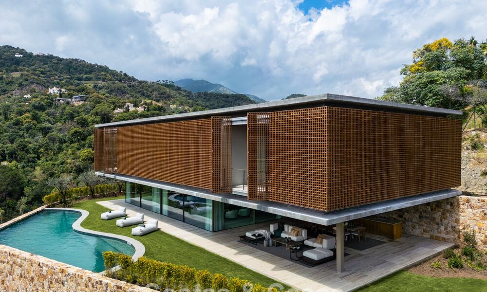 State-of-the-art luxury villa with breathtaking views for sale in exclusive El Madroñal, Benahavis - Marbella 780609