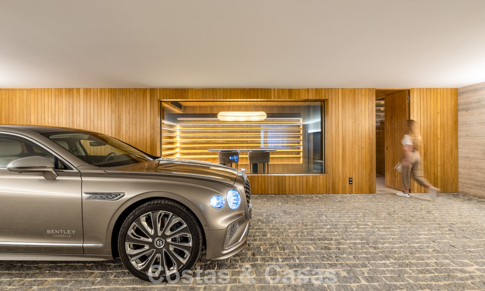 State-of-the-art luxury villa with breathtaking views for sale in exclusive El Madroñal, Benahavis - Marbella 780620