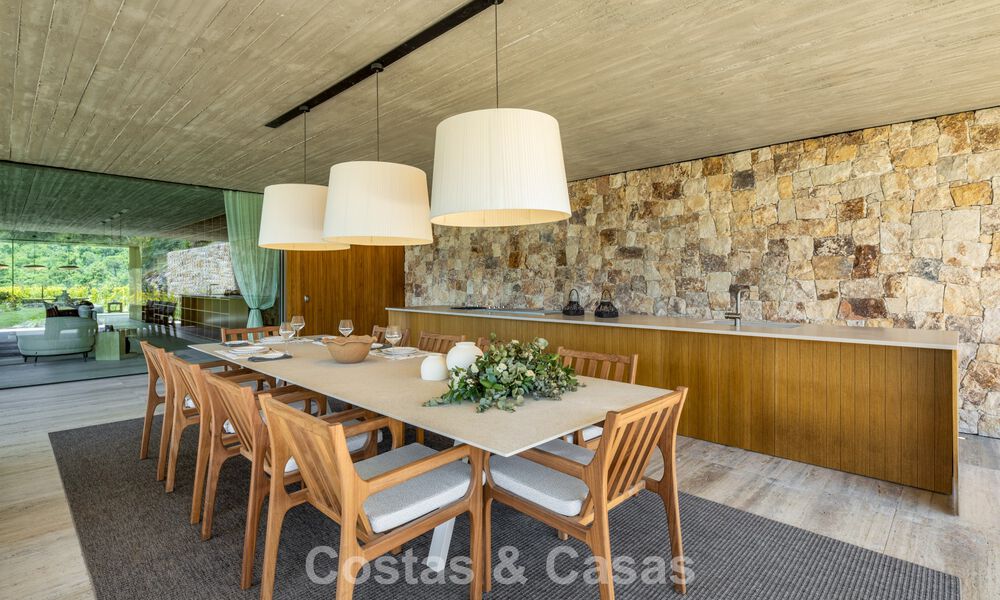 State-of-the-art luxury villa with breathtaking views for sale in exclusive El Madroñal, Benahavis - Marbella 780629